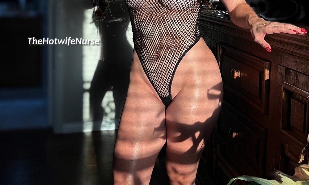 The Hotwife Nurse (omdat we wachten op een NL'se Hotwife)